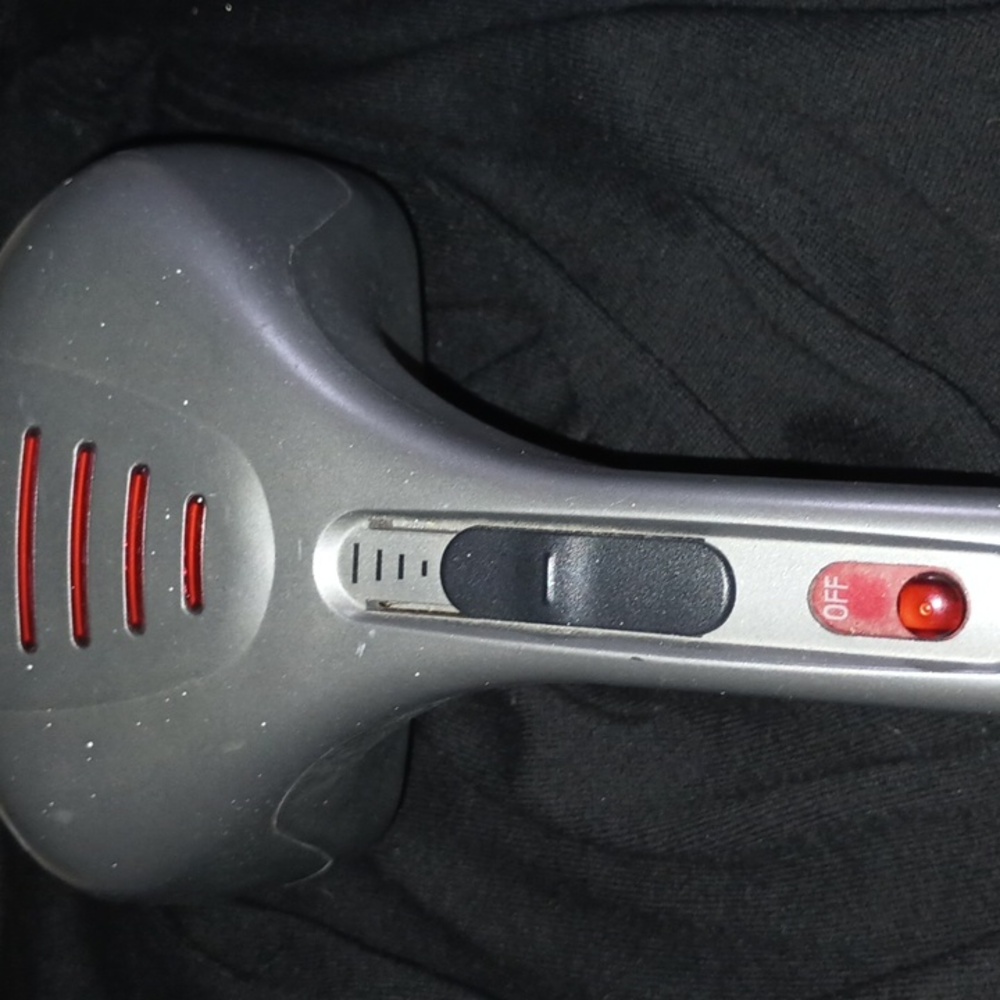 Homedics PA 100H w heat massager body massager hardly been used no box